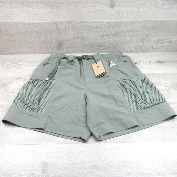 Nike ACG "Snowgrass" Cargo Shorts Men's Size Large Dark Stucco NEW - Picture 2 of 14